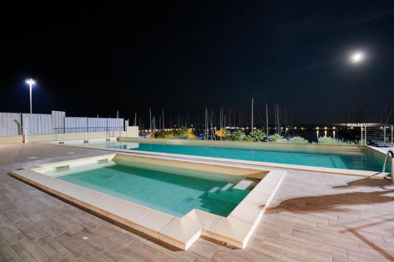 H11 Luxury 9A - Porto - Piscina - Jacuzzi Apartment Santo Stefano al Mare Exterior photo